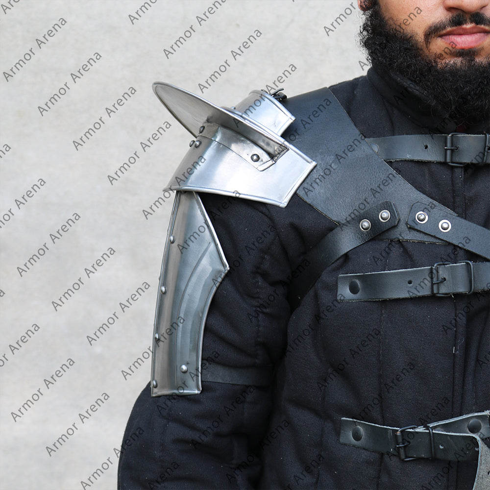 Medieval Singal Pauldron