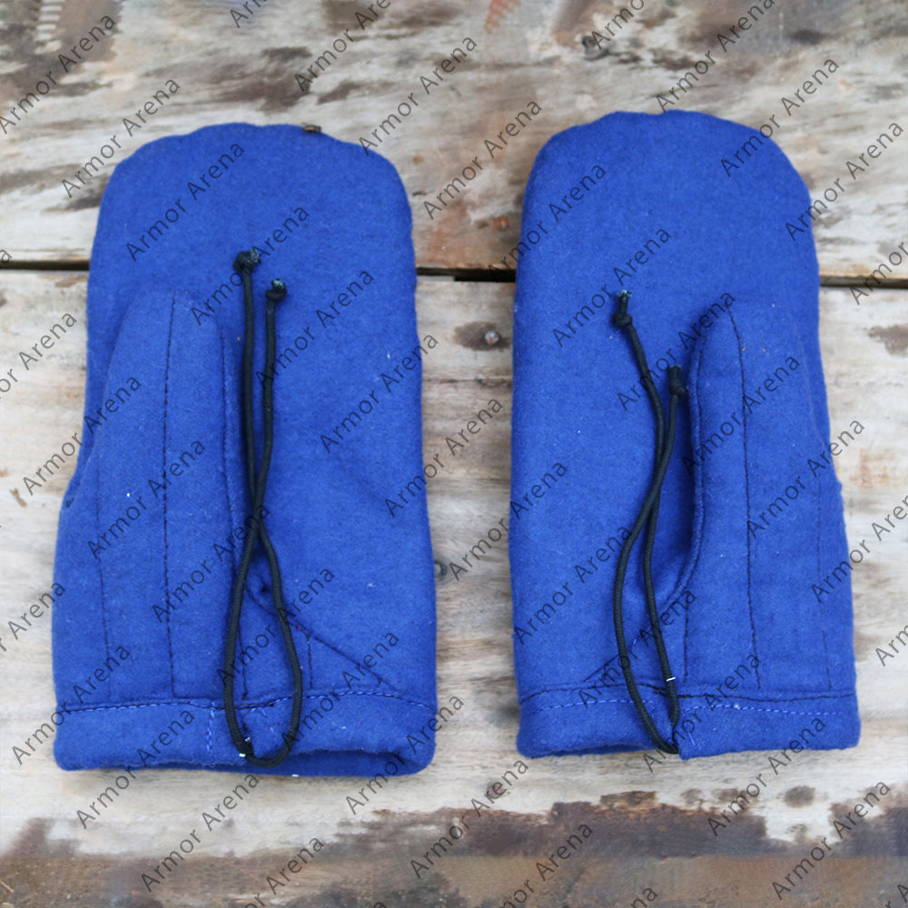 Medieval Woolen Gauntlets