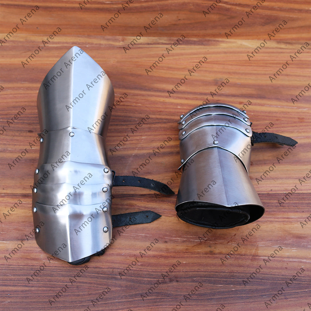 Medieval Mittens