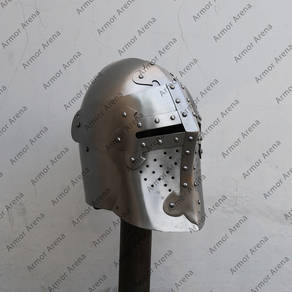 Medieval European sugarloaf helmet