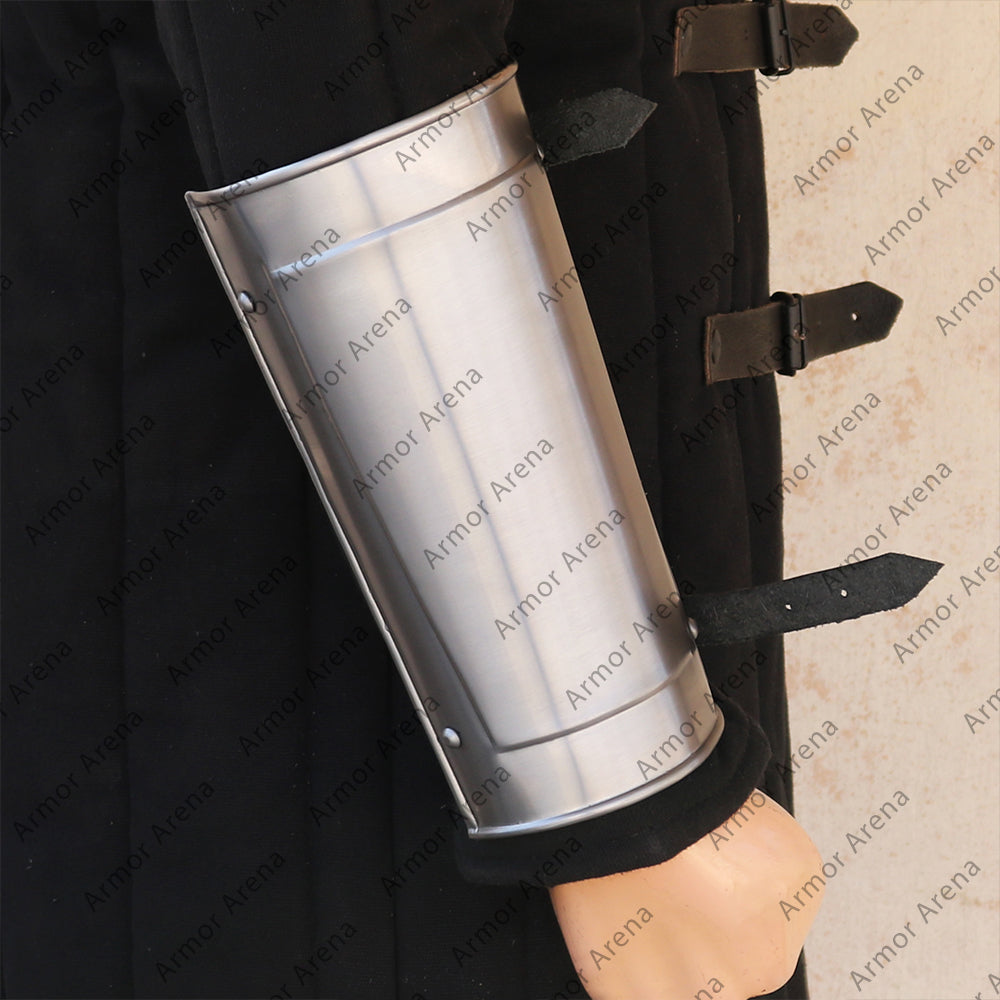Roger Bracers