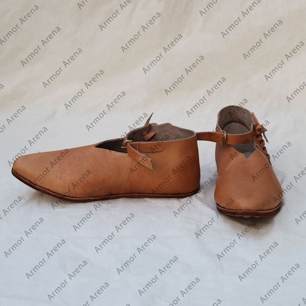 Buckle Low Shoes