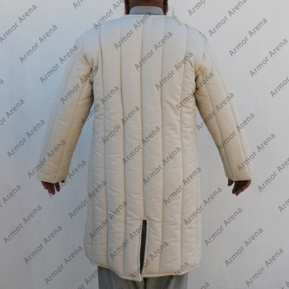 Front Closed Long Sleeves Gambeson with Neck Laces