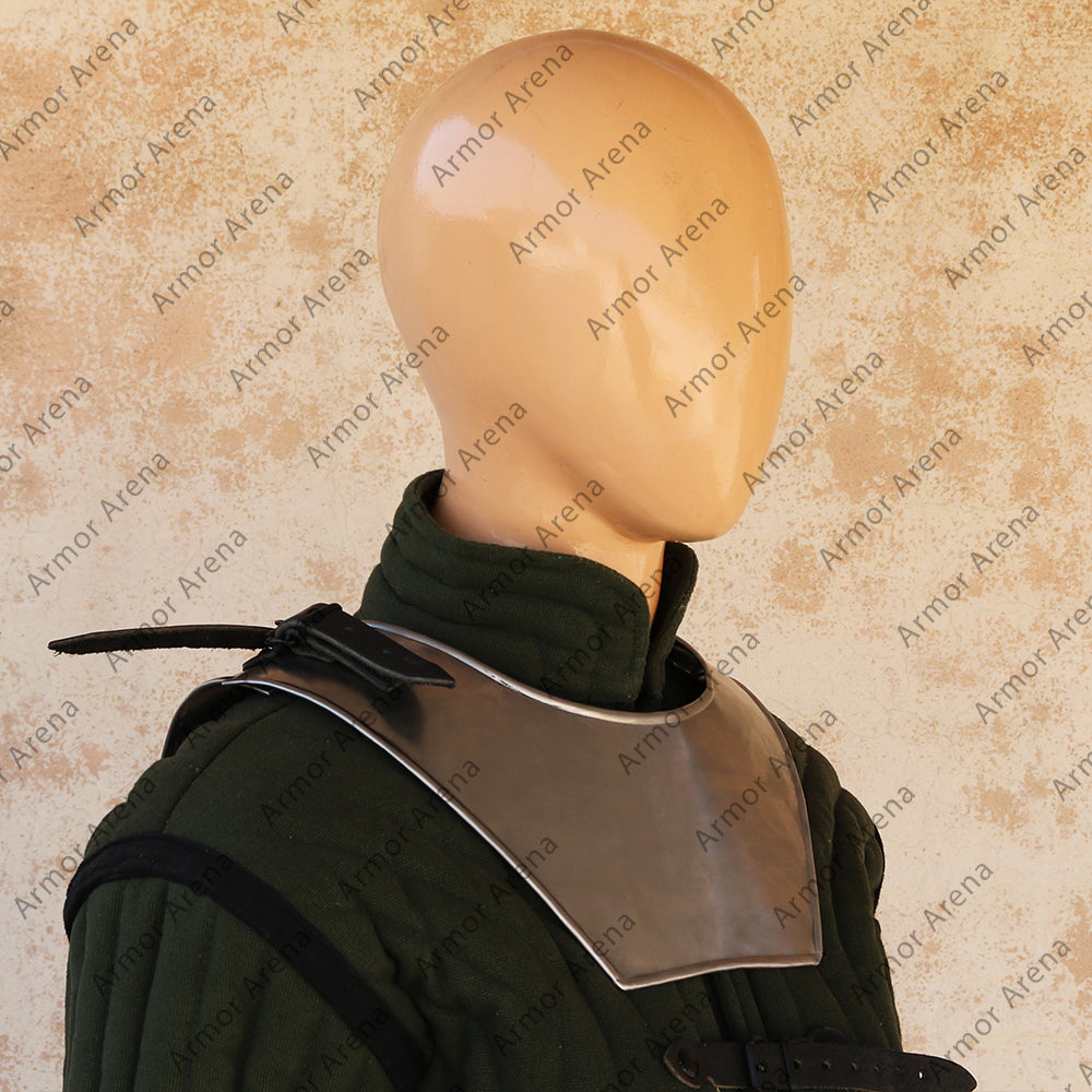 Melina Gorget