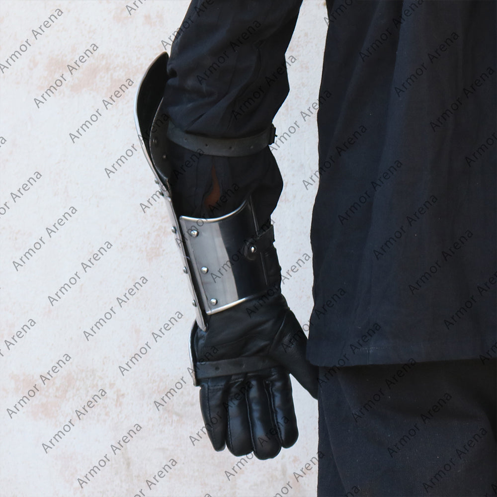 Ecbert Bracers Hand Guard