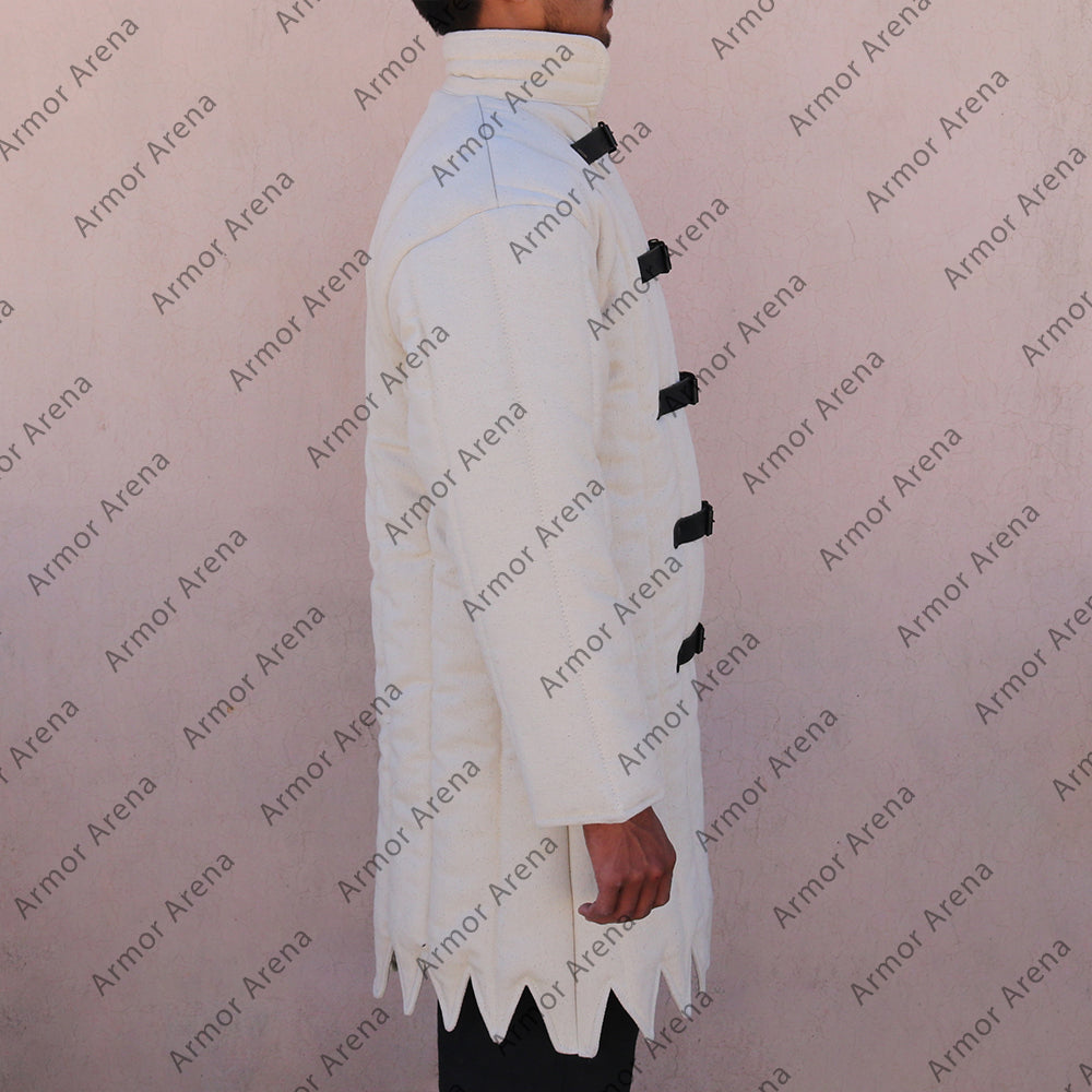 Long Sleeves Gambeson with Pointed Bottom
