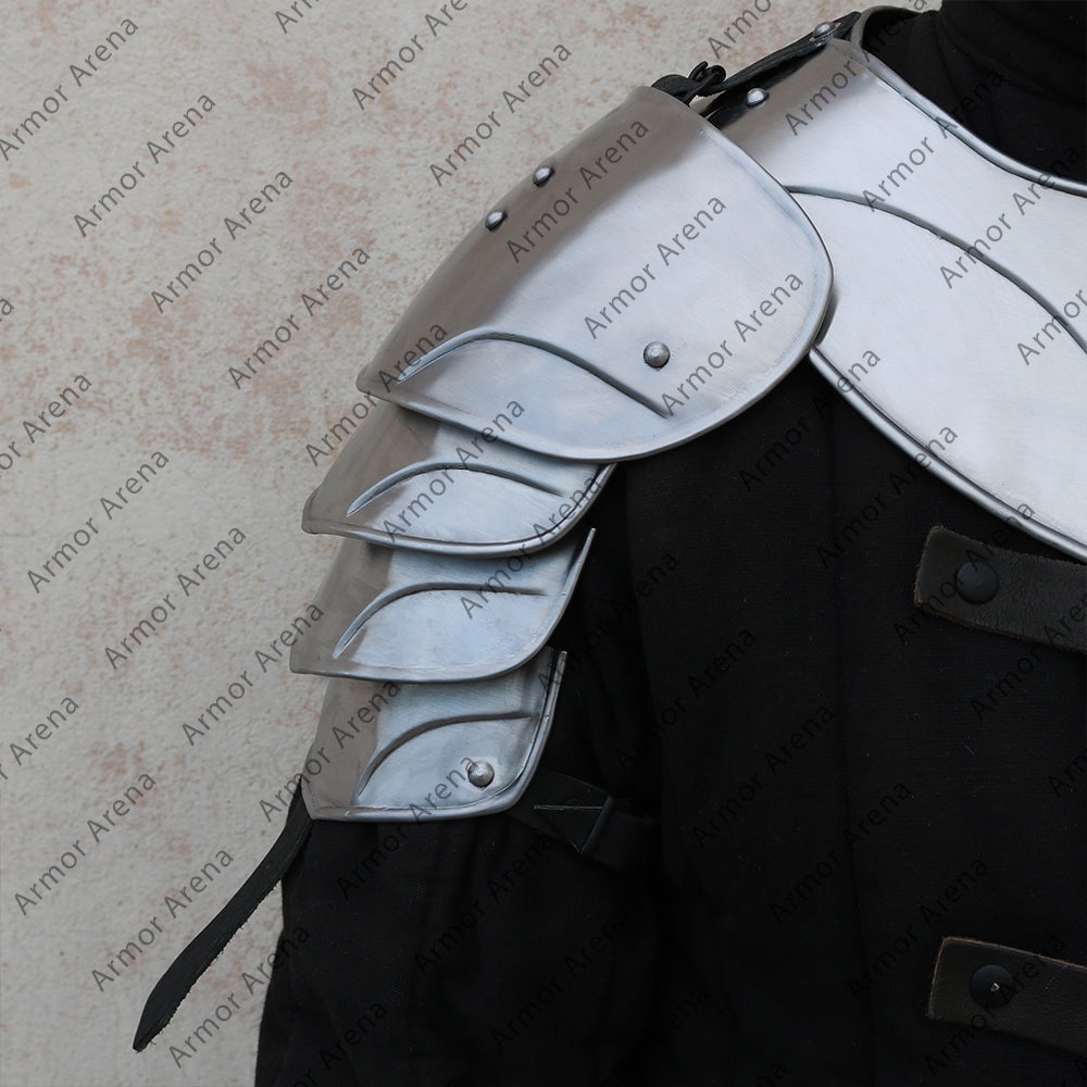 Monarch Shoulders