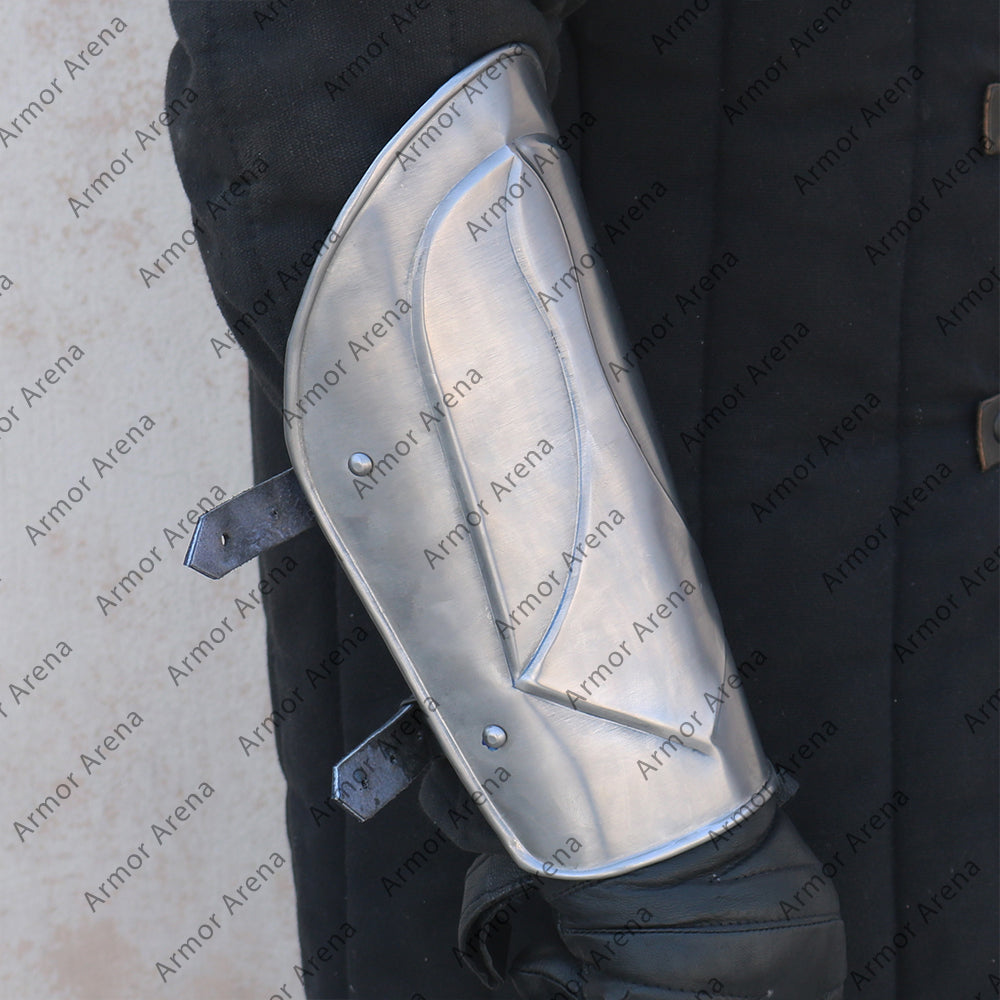 Battler Steel Bracers