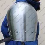 Early 15th century Shoulders - Image 4