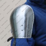 Early 15th century Shoulders